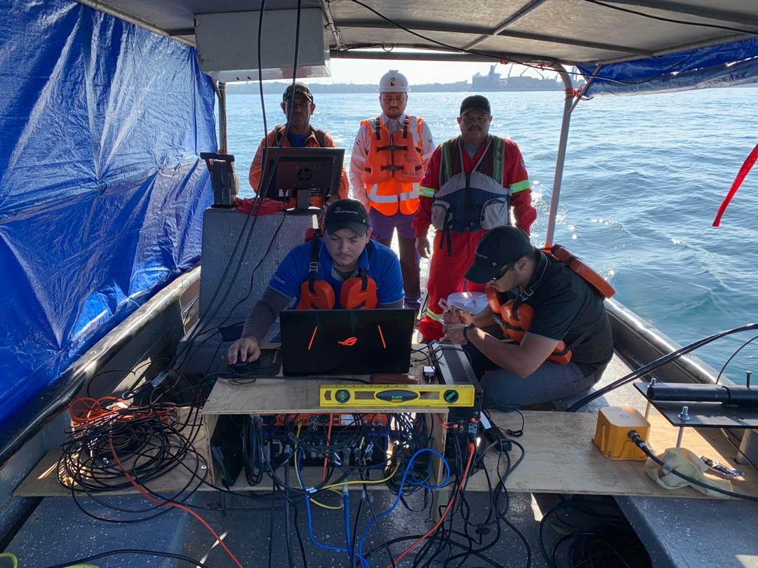 INSTALACIÓN, CONSTRUCCIÓN Y PUESTA EN MARCHA DE INFRAESTRUCTURAS MARINAS Y TUBERIA DE GAS SUBMARINA, ACAJUTLA